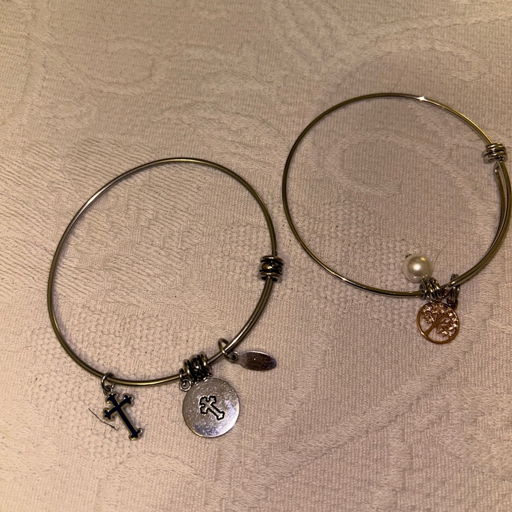 3 for $20 bundle! Silver Charm Bangle Bracelet Set